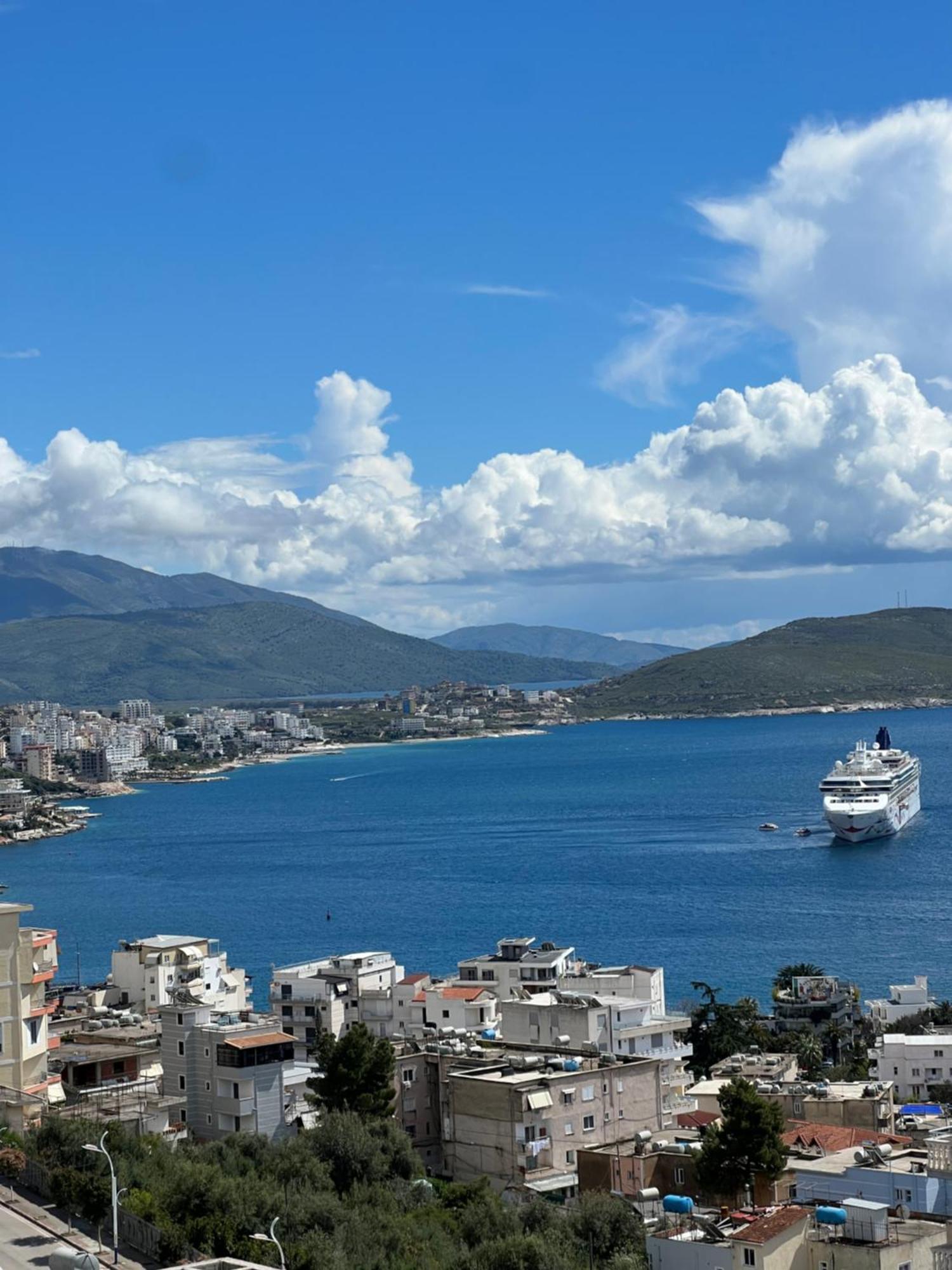 Hotel Leon Sarande Luaran gambar