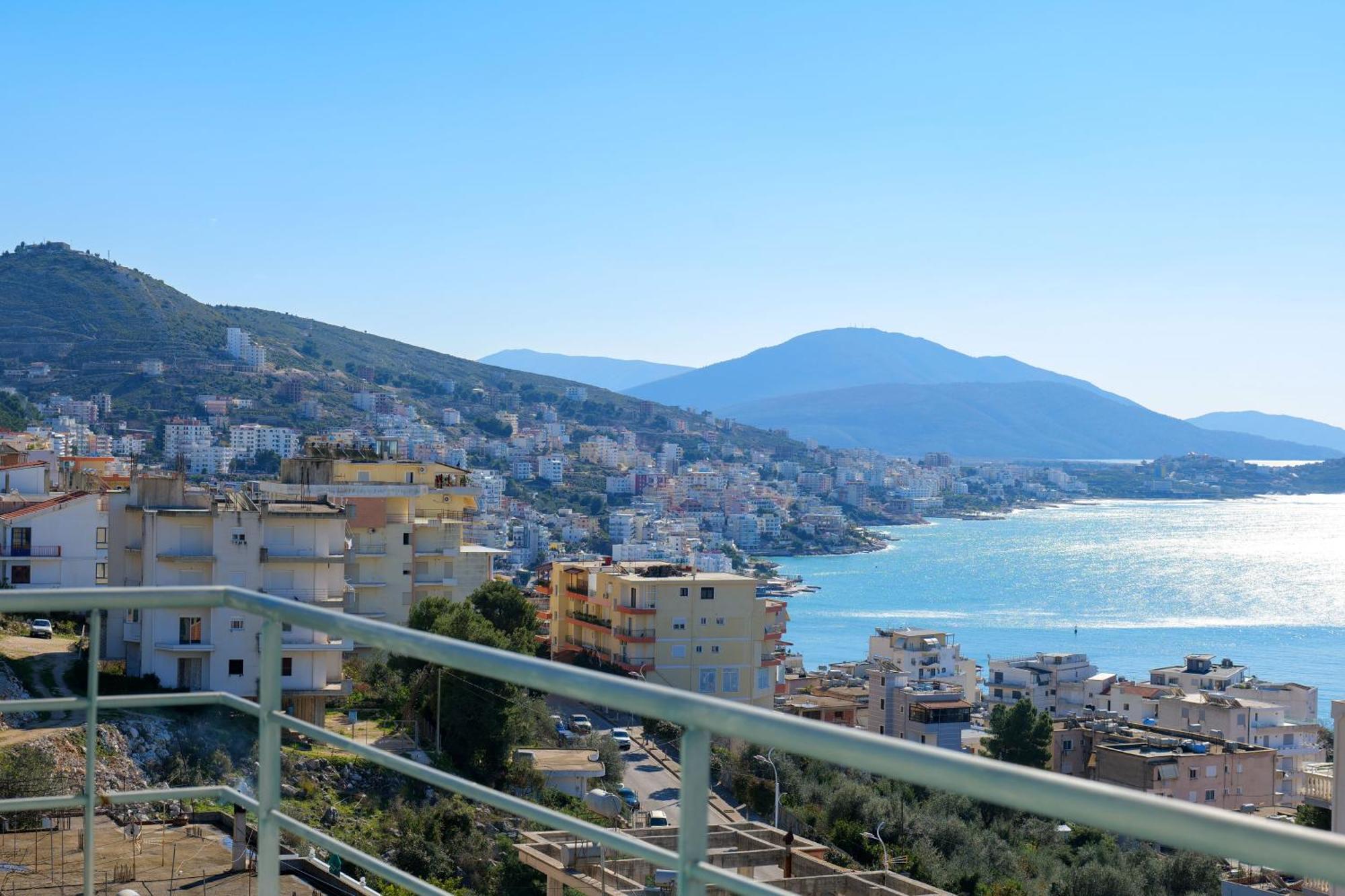 Hotel Leon Sarande Luaran gambar